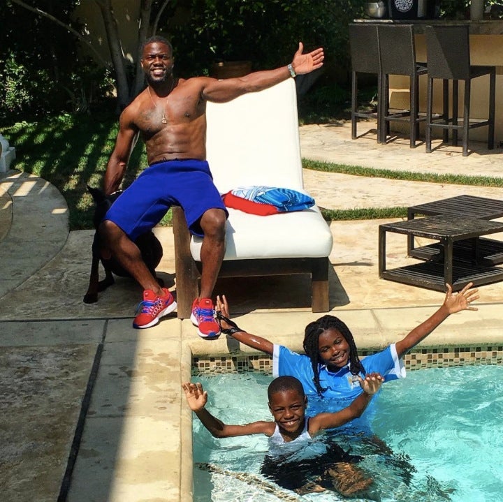 Kevin Hart Tackles the Running Man Challenge with His Family